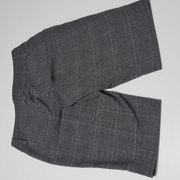 Ricki’s Plaid short Size 2 - Picture 5 of 10